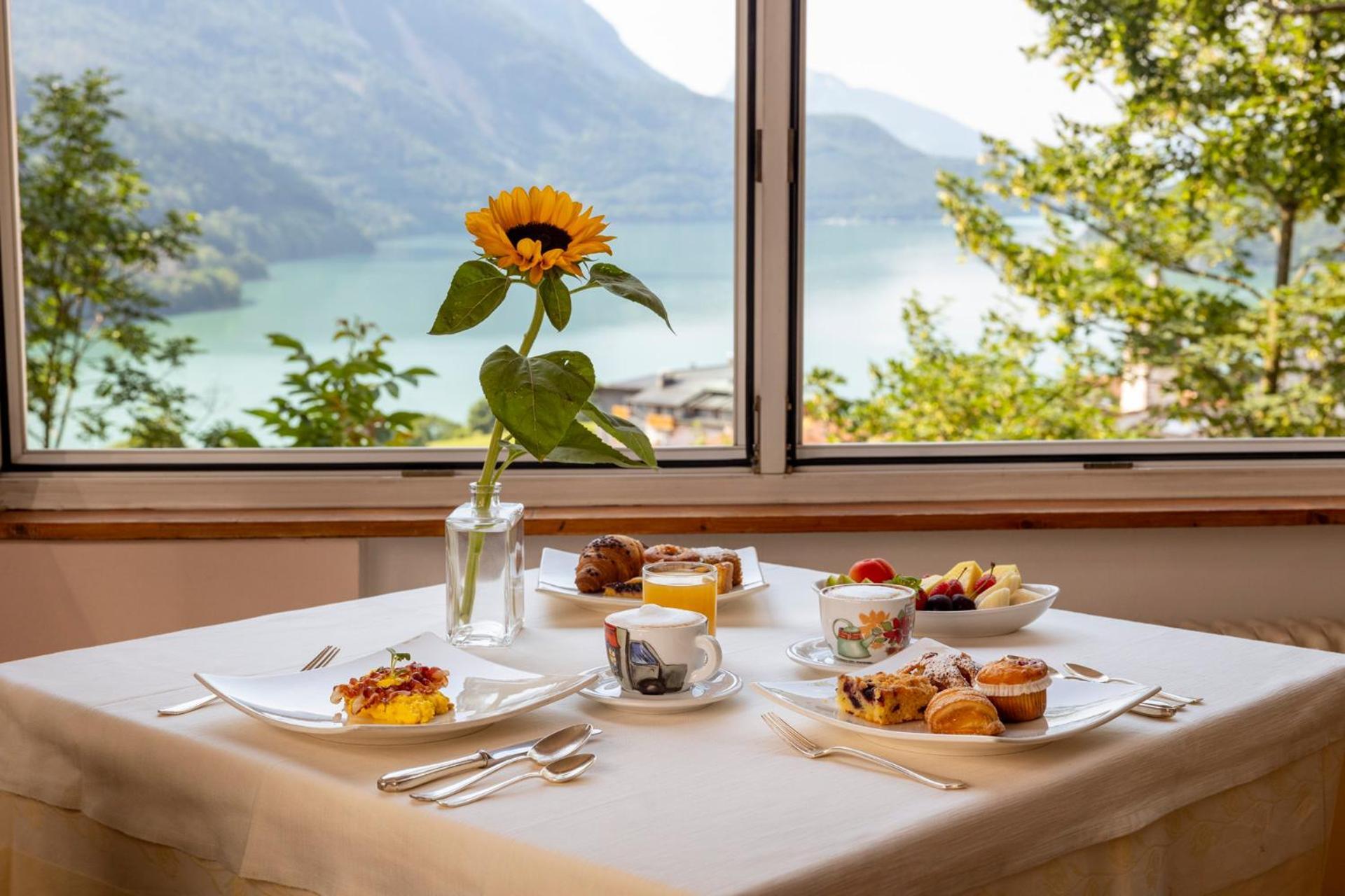 Hotel Londra Slow Living 몰베노 외부 사진